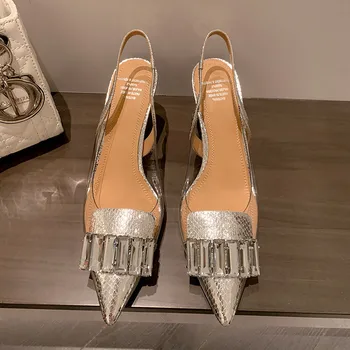 Gümüş Deri Sivri Burun Kadın Slingback Pompaları Lüks Rhinestone 7 cm Ince Yüksek Topuklu Düğün Ayakkabı Yeşil Kauçuk Taban Sandalet