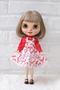 Blythe giysi Kırmızı ve beyaz çiçekler sevimli elbise 30 cm bjd oyuncak bez (Pullip için Fit,Ob24, Licca)
