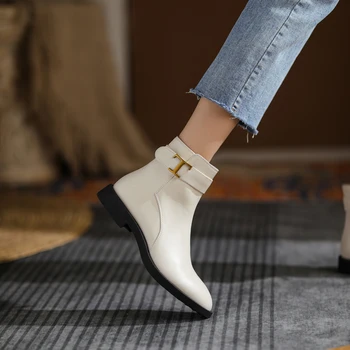 2021 Kış Hakiki Deri Kadın Ayakkabı Chelsea Kadın Botları Med Moda yarım çizmeler Modern Yuvarlak Ayak Kalın Topuk Bullock Ayakkabı